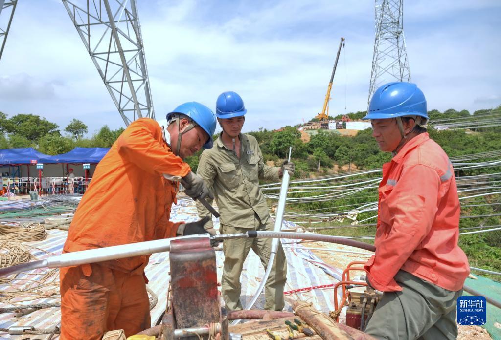 集结号游戏中心充值版